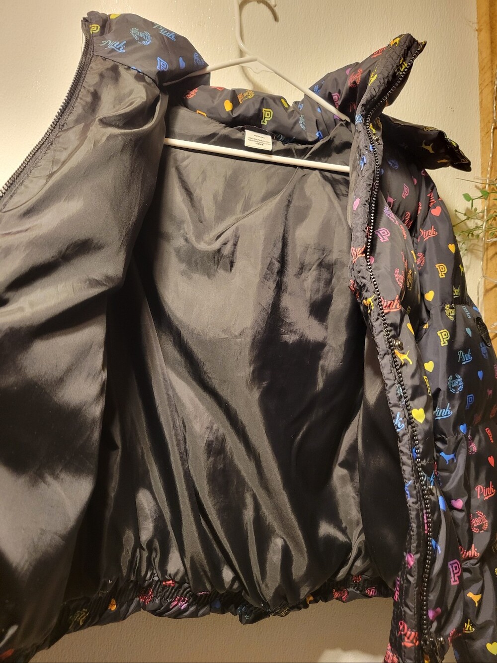 PINK Victoria's Secret Black Puffer Jacket with Multicolor Logo Hearts (RARE) - Picture 9 of 9